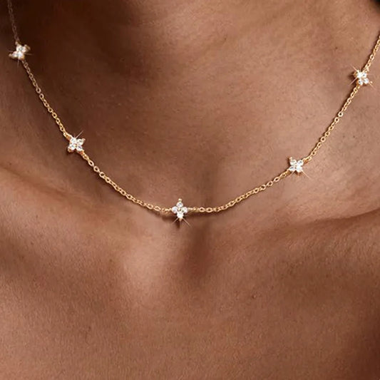 Dainty Leaf Necklace