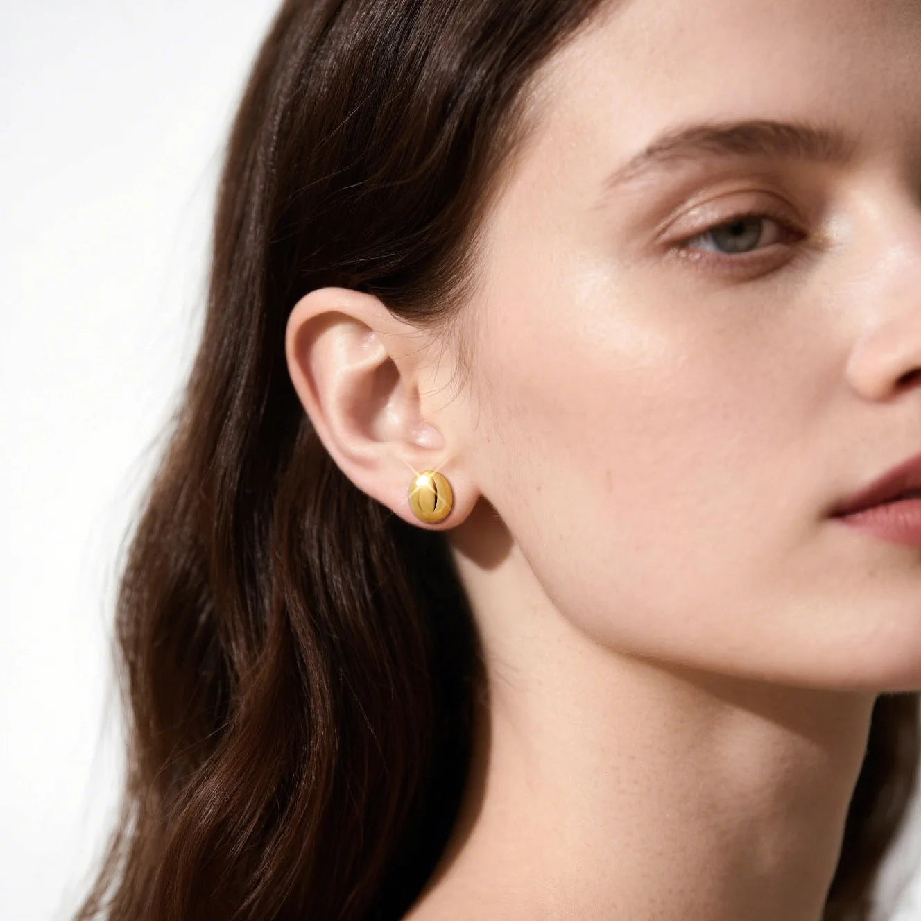 Oval Stud Earrings