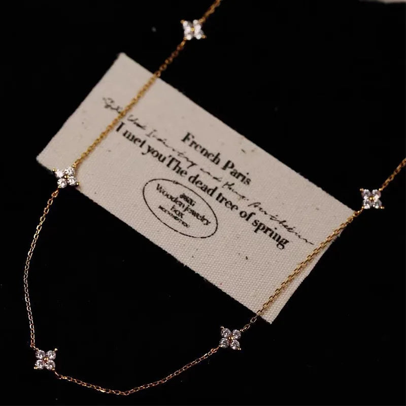 Dainty Leaf Necklace